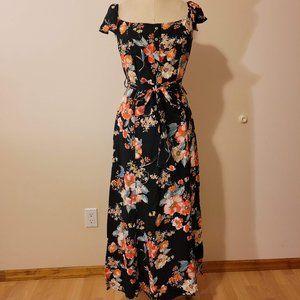 Floral Maxi Dress with Subtle Slit